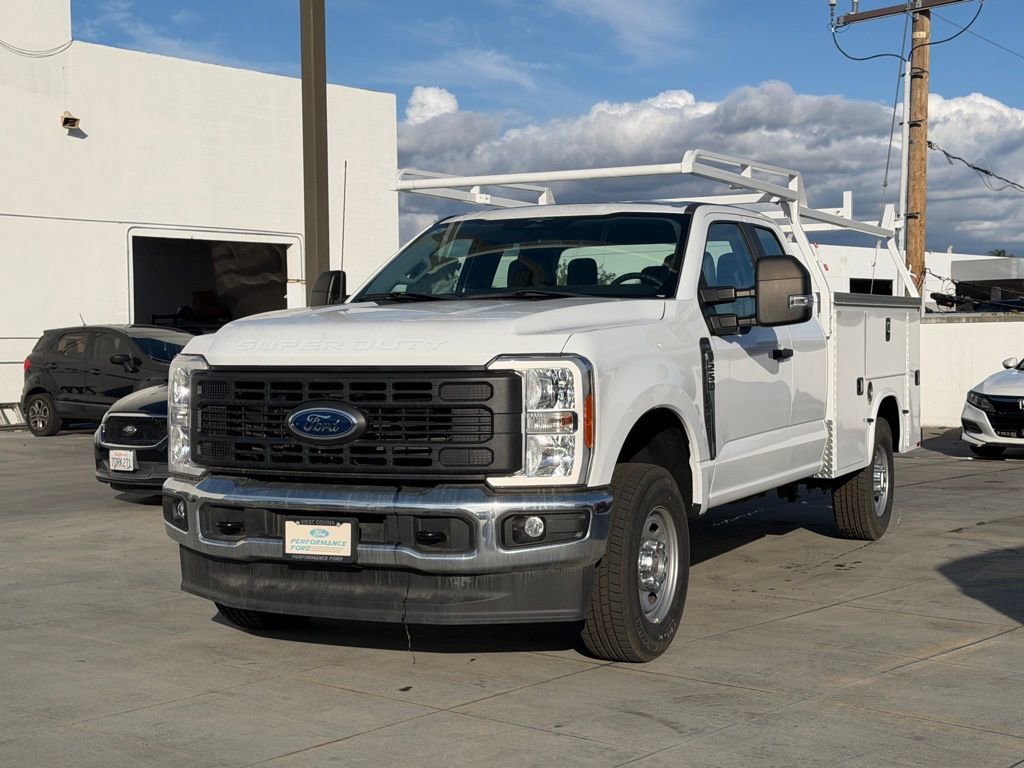 New 2023 Ford F250 XL w/ XL Chrome Package AWD/4WD image 2