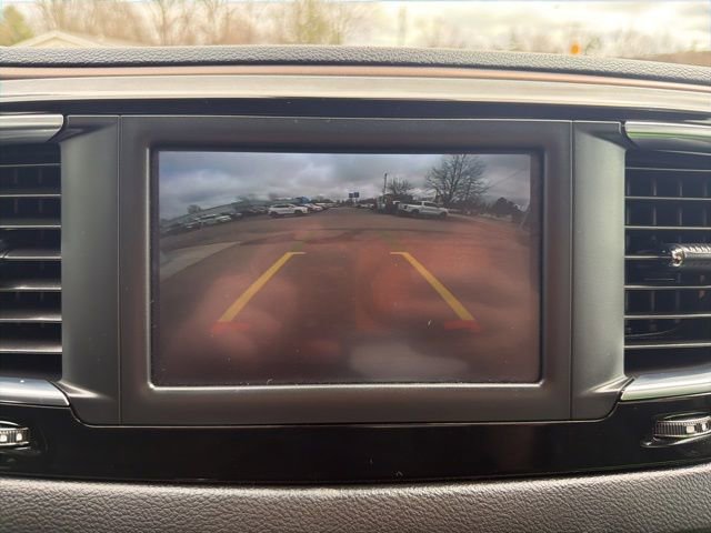 Used 2024 Chrysler Voyager LX FWD image 31