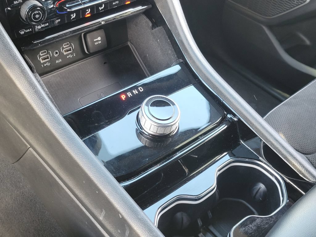 Used 2022 Jeep Grand Cherokee Altitude RWD image 15