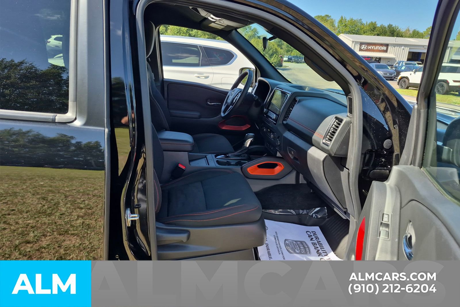 Used 2023 Nissan Frontier PRO-4X w/ Pro Convenience Package image 22