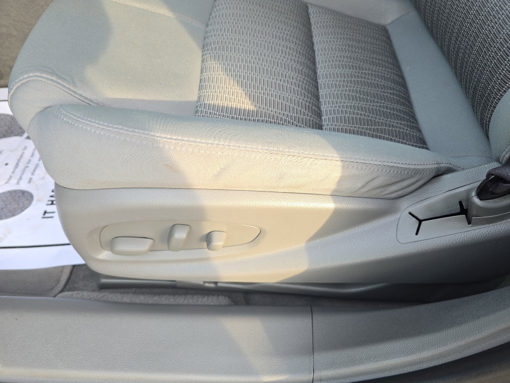 Used 2017 Chevrolet Impala LS image 17