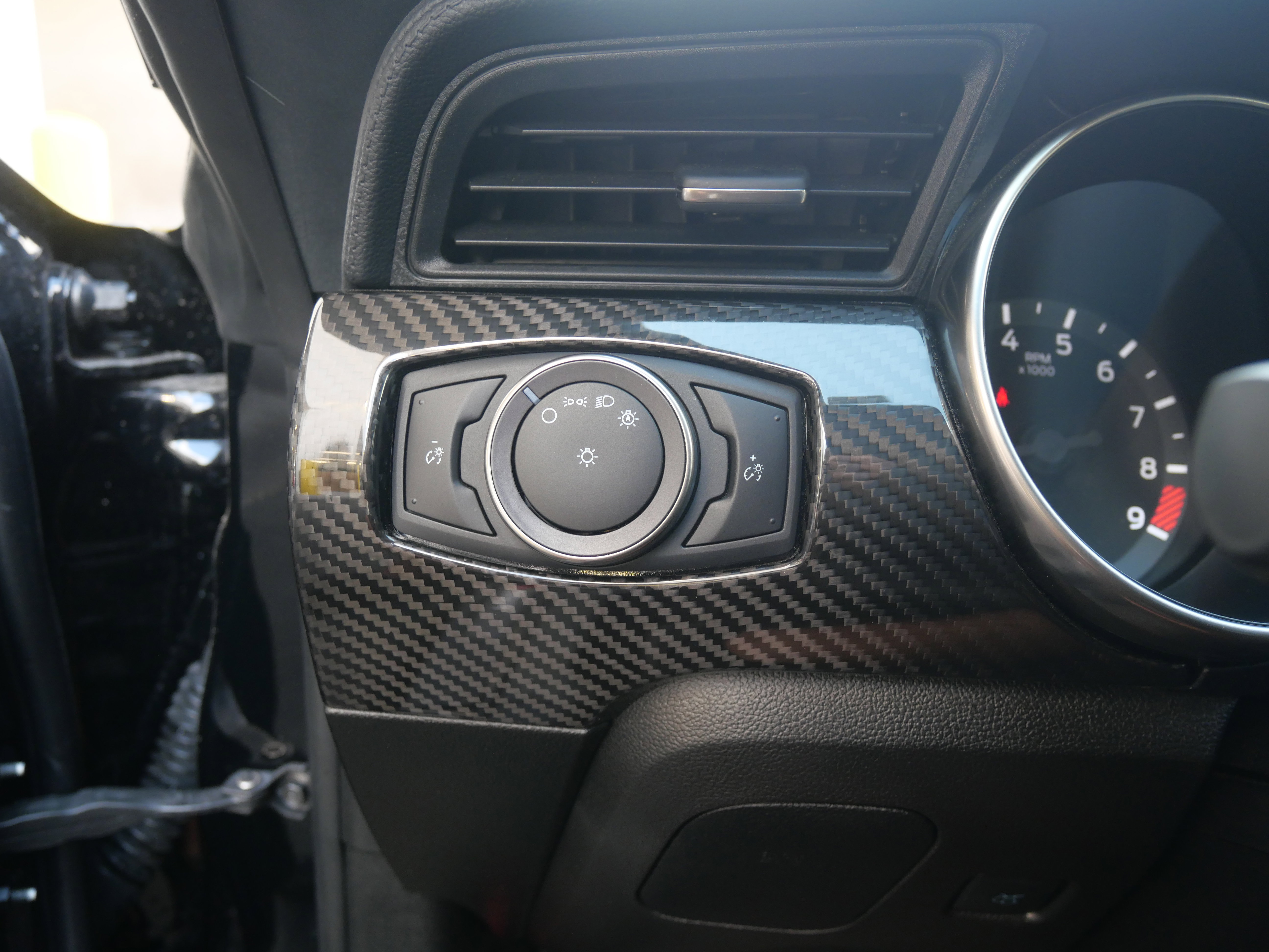 Used 2020 Ford Mustang Shelby GT350 w/ Technology Package image 9