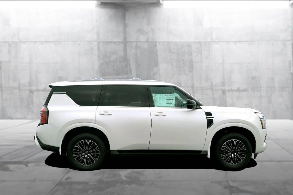 New 2026 Nissan Armada SL w/ Captain's Chari Seat Package image 5