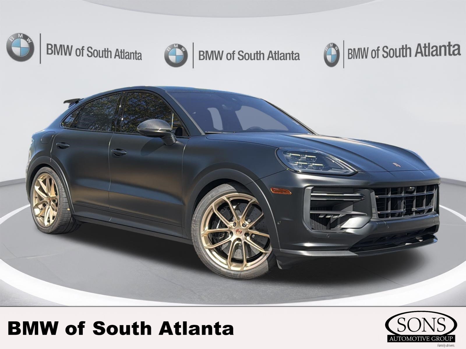 Used 2025 Porsche Cayenne Turbo GT AWD/4WD image 1