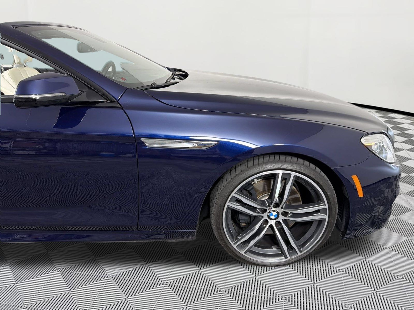 Used 2018 BMW 650i Convertible RWD image 13