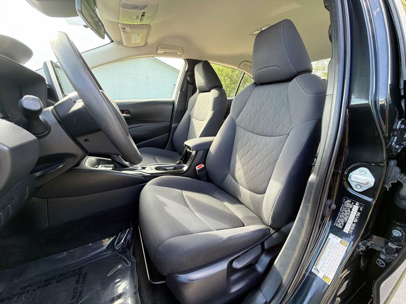 Used 2020 Toyota Corolla LE w/ LE Convenience Package FWD image 13