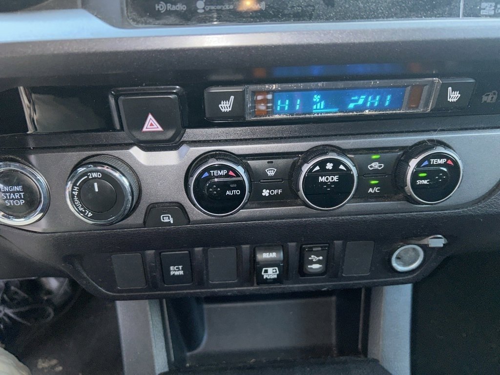Used 2018 Toyota Tacoma SR5 image 3