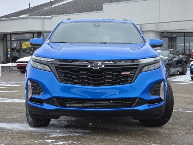Used 2024 Chevrolet Equinox RS image 3