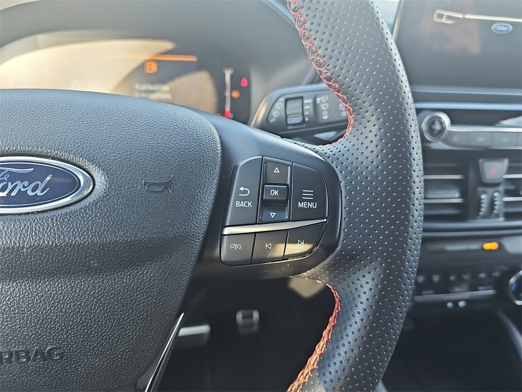 Used 2023 Ford Escape ST-Line image 18