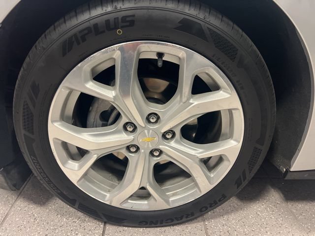 Used 2018 Chevrolet Volt Premier FWD image 26