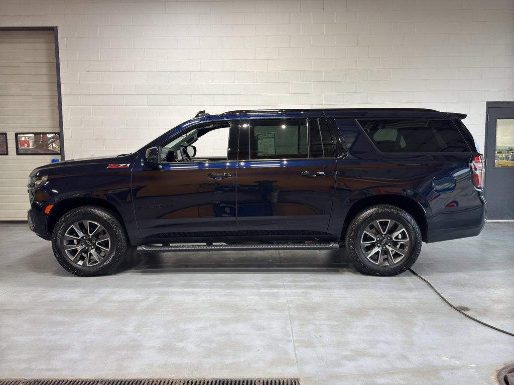 Used 2024 Chevrolet Suburban Z71 w/ Luxury Package AWD/4WD image 2