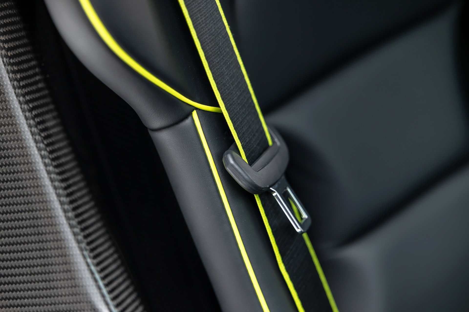 Used 2015 Porsche 918 Spyder AWD/4WD image 51