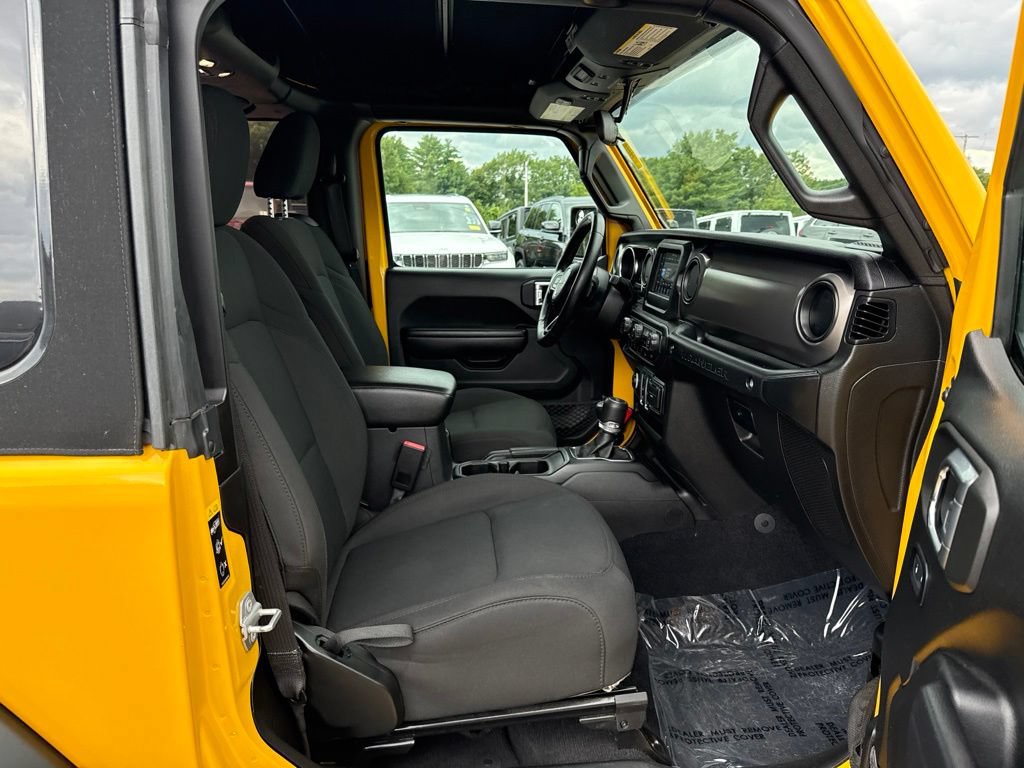 Certified 2021 Jeep Wrangler Sport AWD/4WD image 20