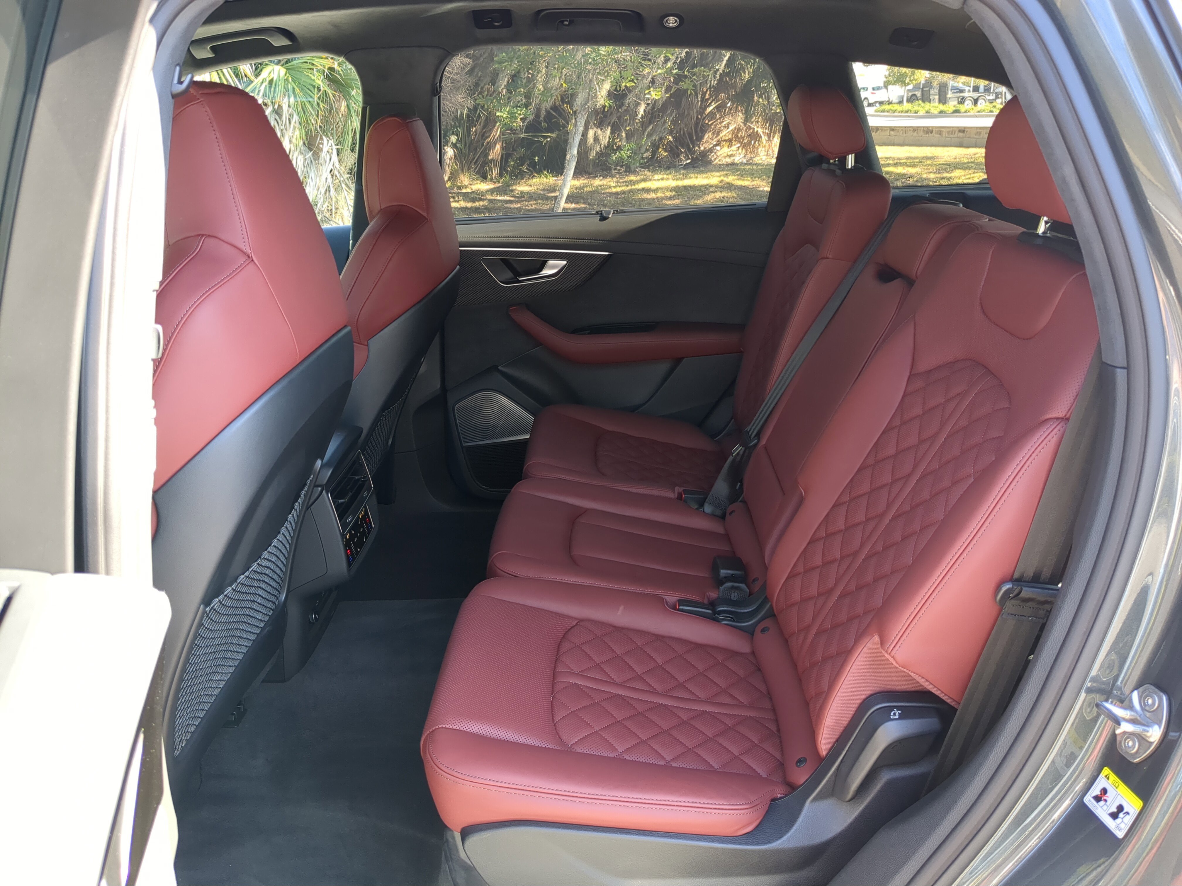 Used 2024 Audi SQ7 Prestige image 17