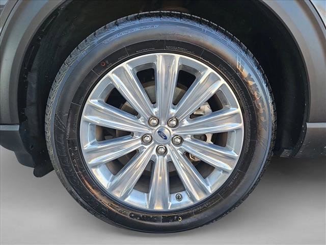 Used 2020 Ford Explorer Limited w/ Class III Trailer Tow Package AWD/4WD image 25