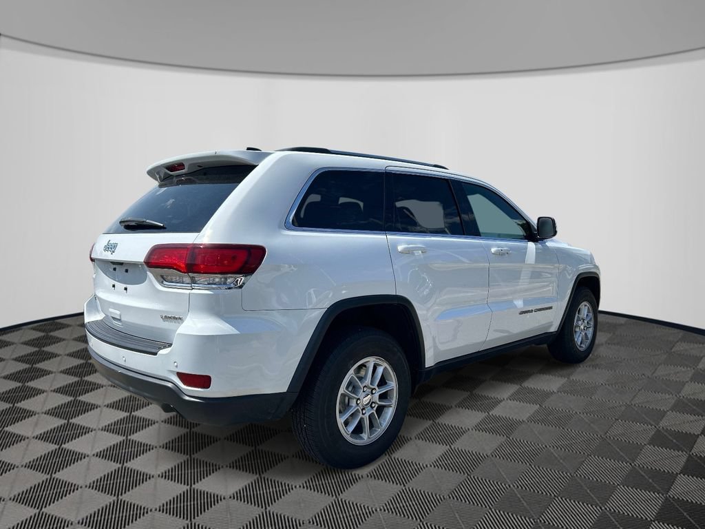 Used 2020 Jeep Grand Cherokee Laredo AWD/4WD image 6