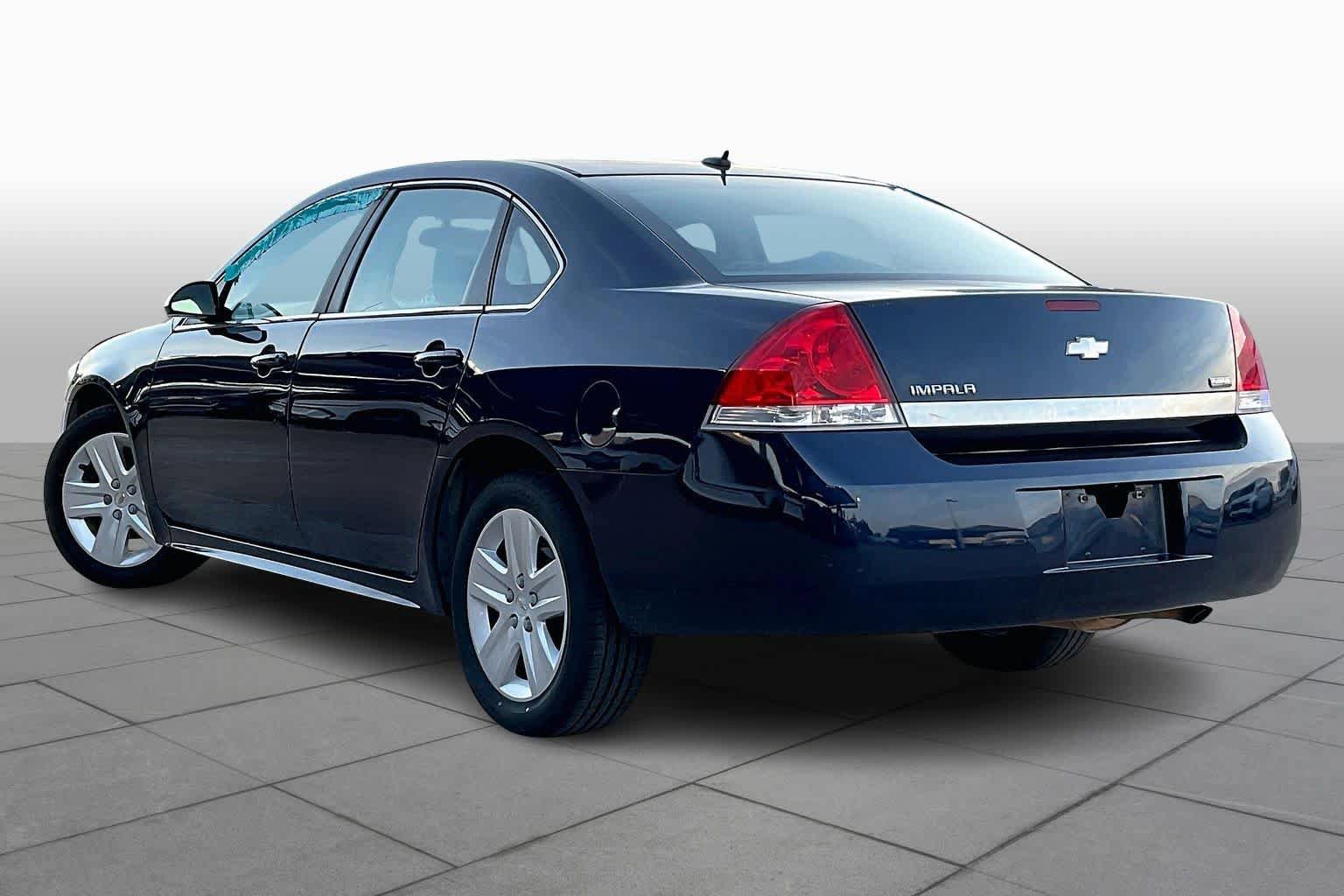 Used 2010 Chevrolet Impala LS FWD image 12