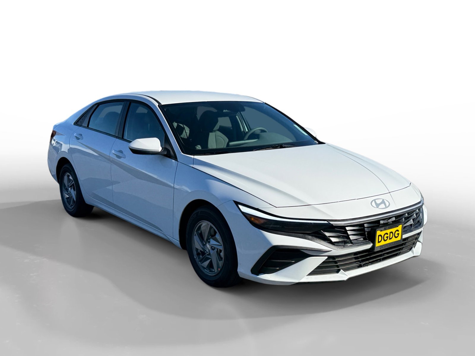 New 2026 Hyundai Elantra SE FWD image 7
