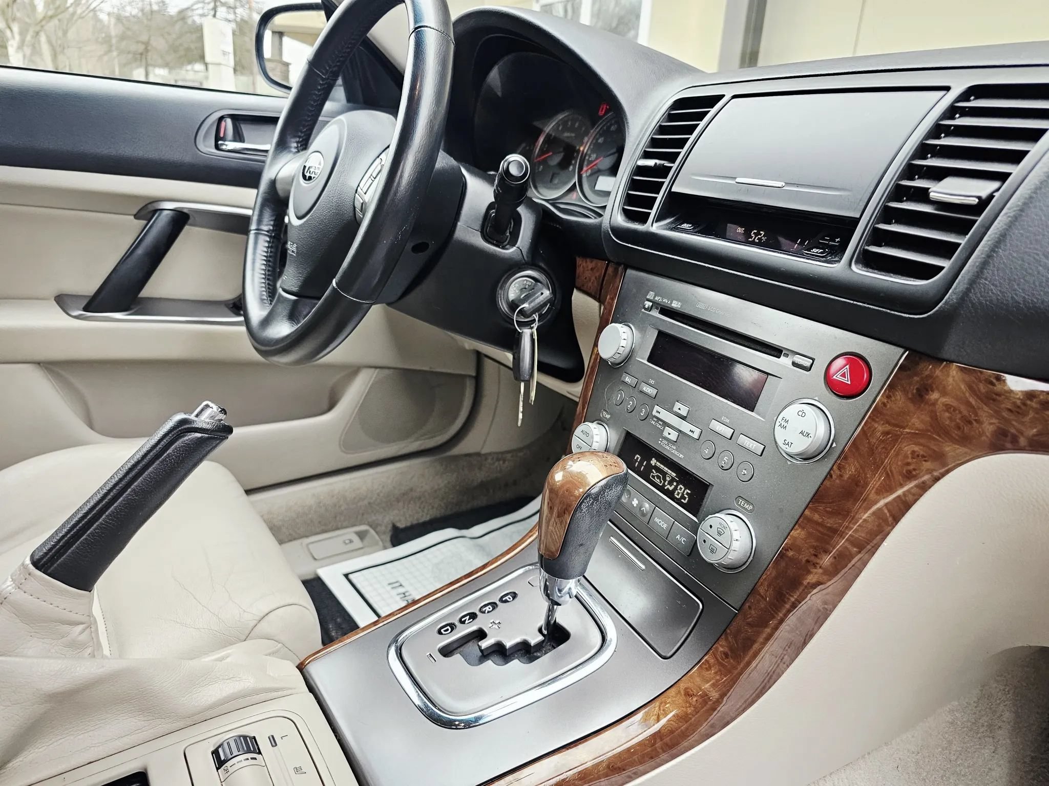 Used 2008 Subaru Outback 2.5i Limited L.L. Bean AWD/4WD image 14