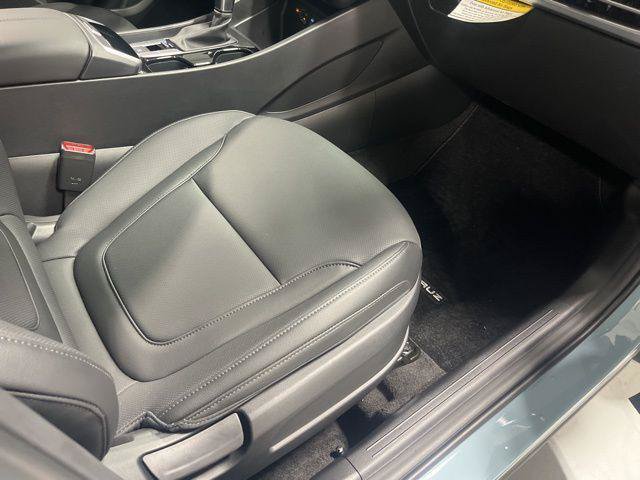New 2026 Hyundai Santa Cruz SEL FWD image 23