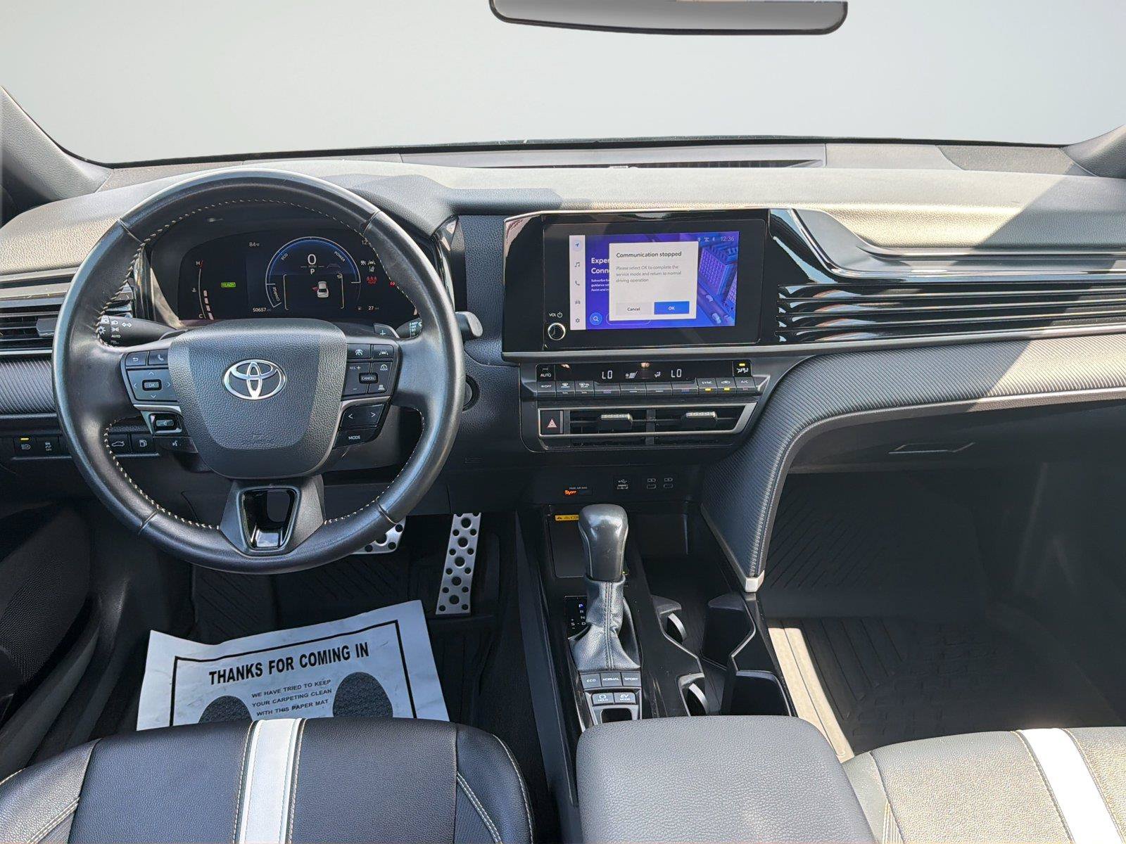 Used 2025 Toyota Camry SE FWD image 13
