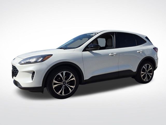 Certified 2022 Ford Escape SE w/ SE Sport Appearance Package image 5