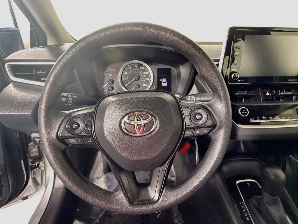 Used 2021 Toyota Corolla LE FWD image 12