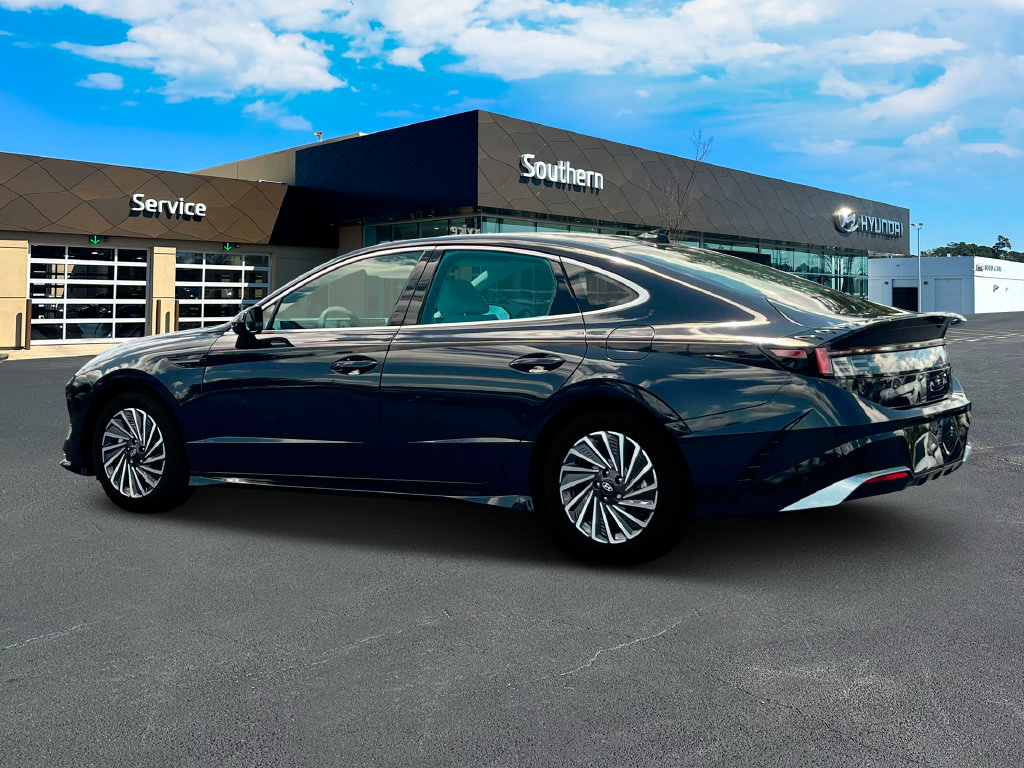 New 2025 Hyundai Sonata SEL FWD image 4
