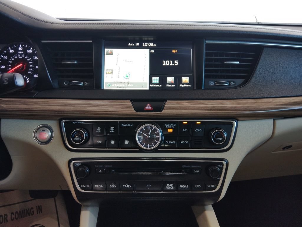 Used 2017 Kia Cadenza Technology FWD image 22