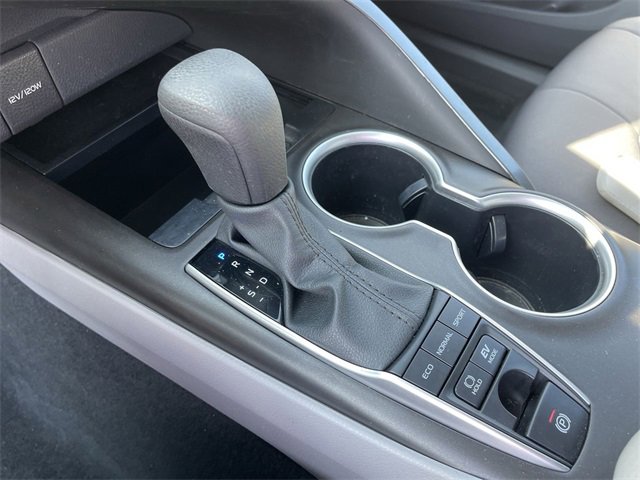 Used 2023 Toyota Camry LE image 19