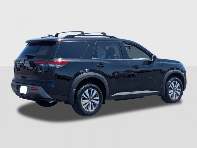 New 2026 Nissan Pathfinder SL w/ Cargo Package FWD image 6