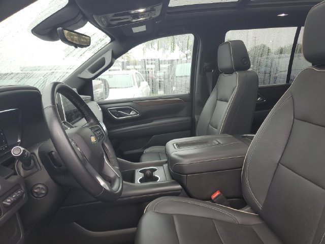 Certified 2023 Chevrolet Tahoe Premier w/ Premium Package 2 AWD/4WD image 17