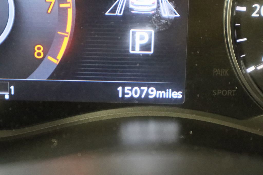 Used 2022 Nissan Kicks SR image 33