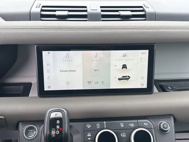 Used 2021 Land Rover Defender 110 S image 29