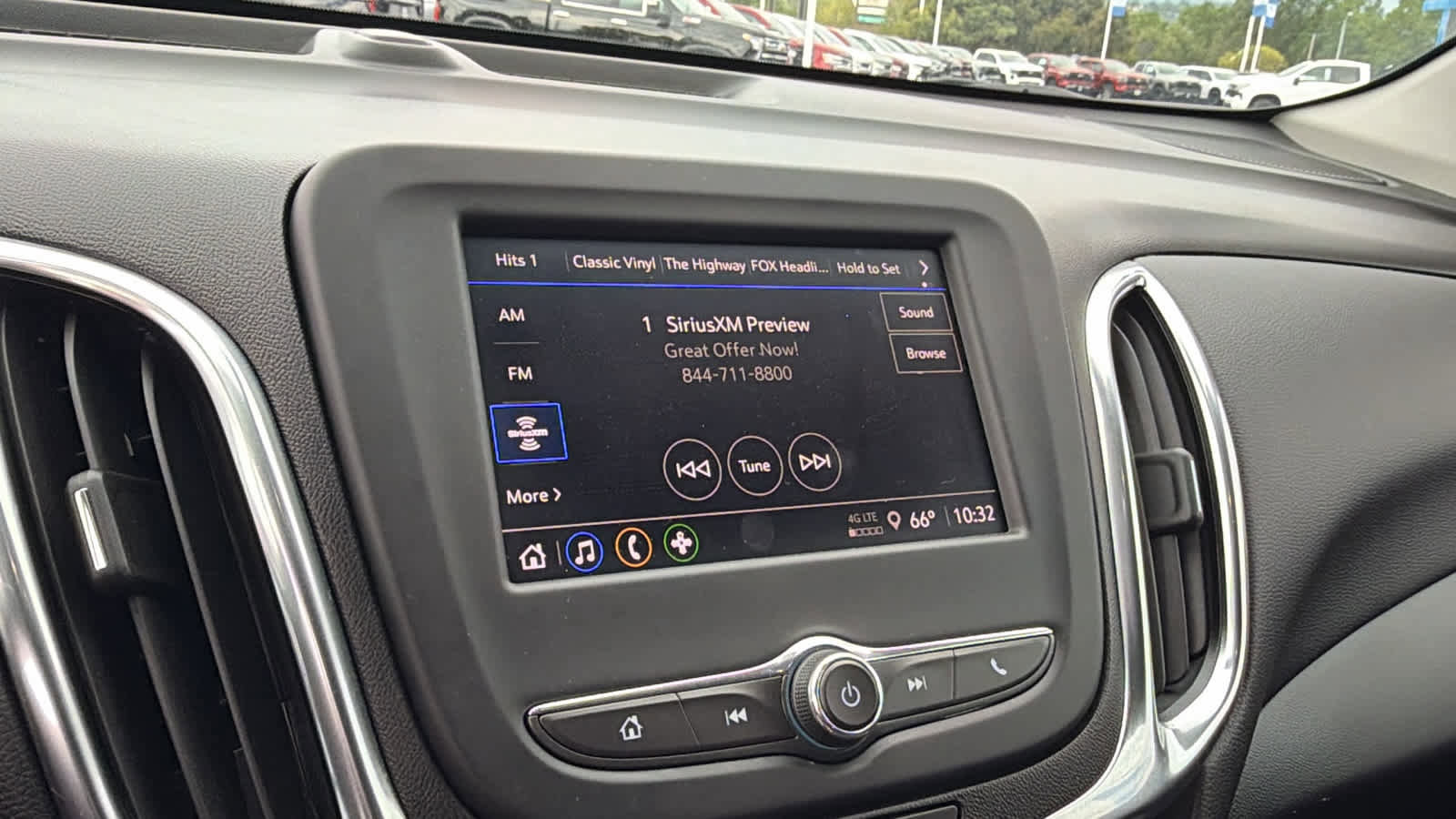 Used 2022 Chevrolet Equinox LT image 15