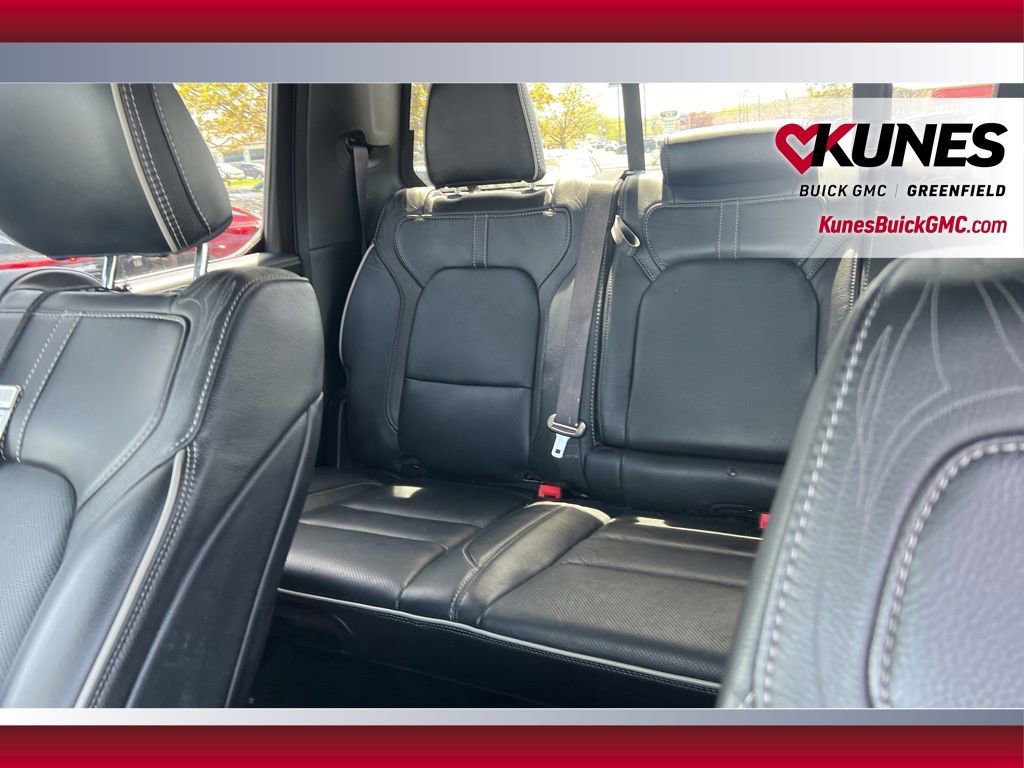 Used 2022 RAM 1500 Limited w/ Body-Colour Bumper Group AWD/4WD image 17