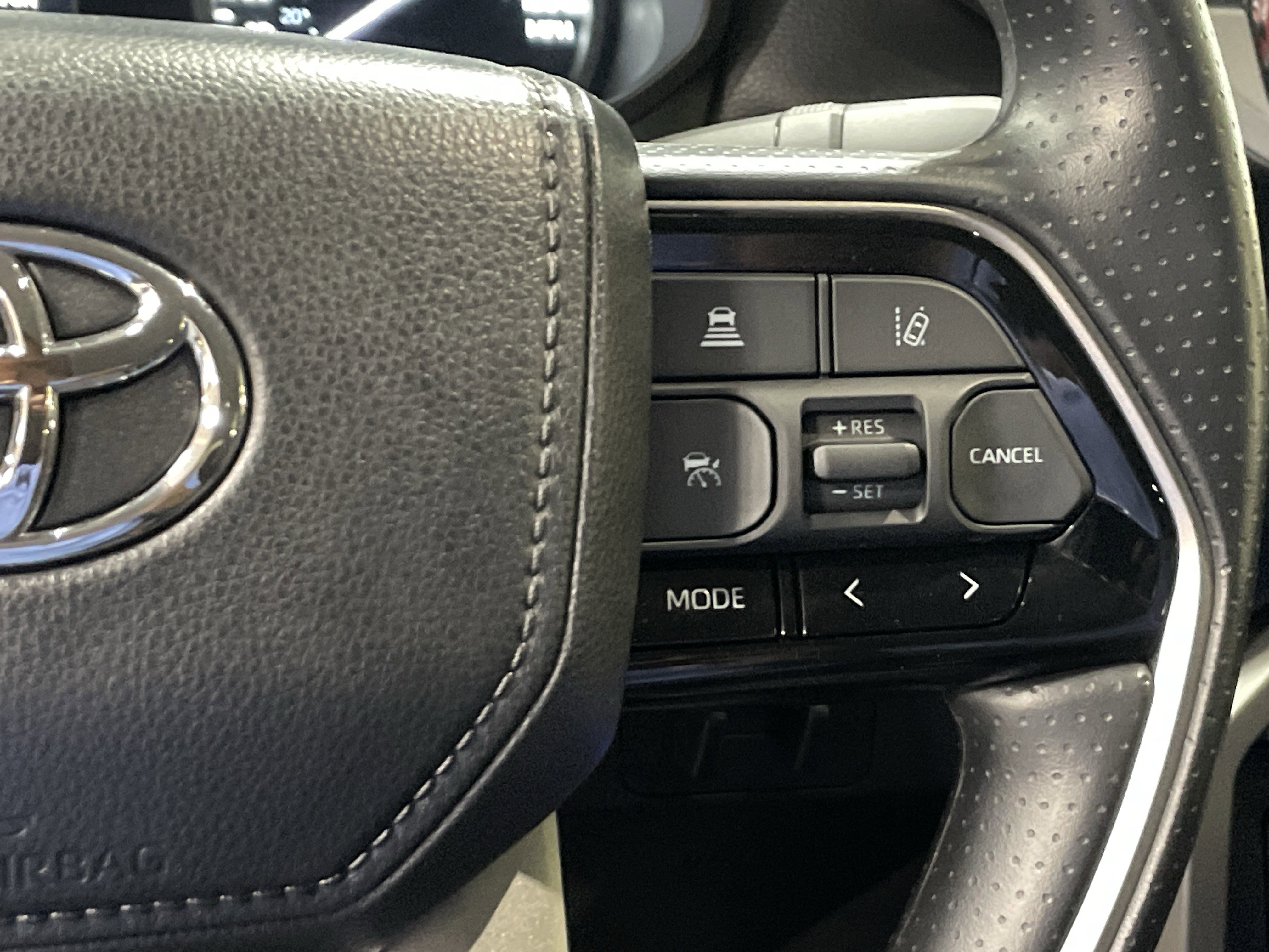 Used 2024 Toyota Tundra SR5 w/ SR5 Convenience Package RWD image 20