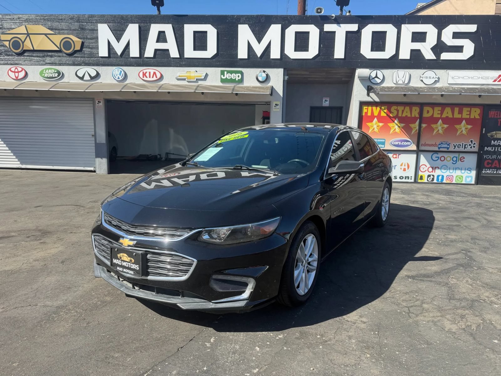 Used 2016 Chevrolet Malibu LT FWD image 1