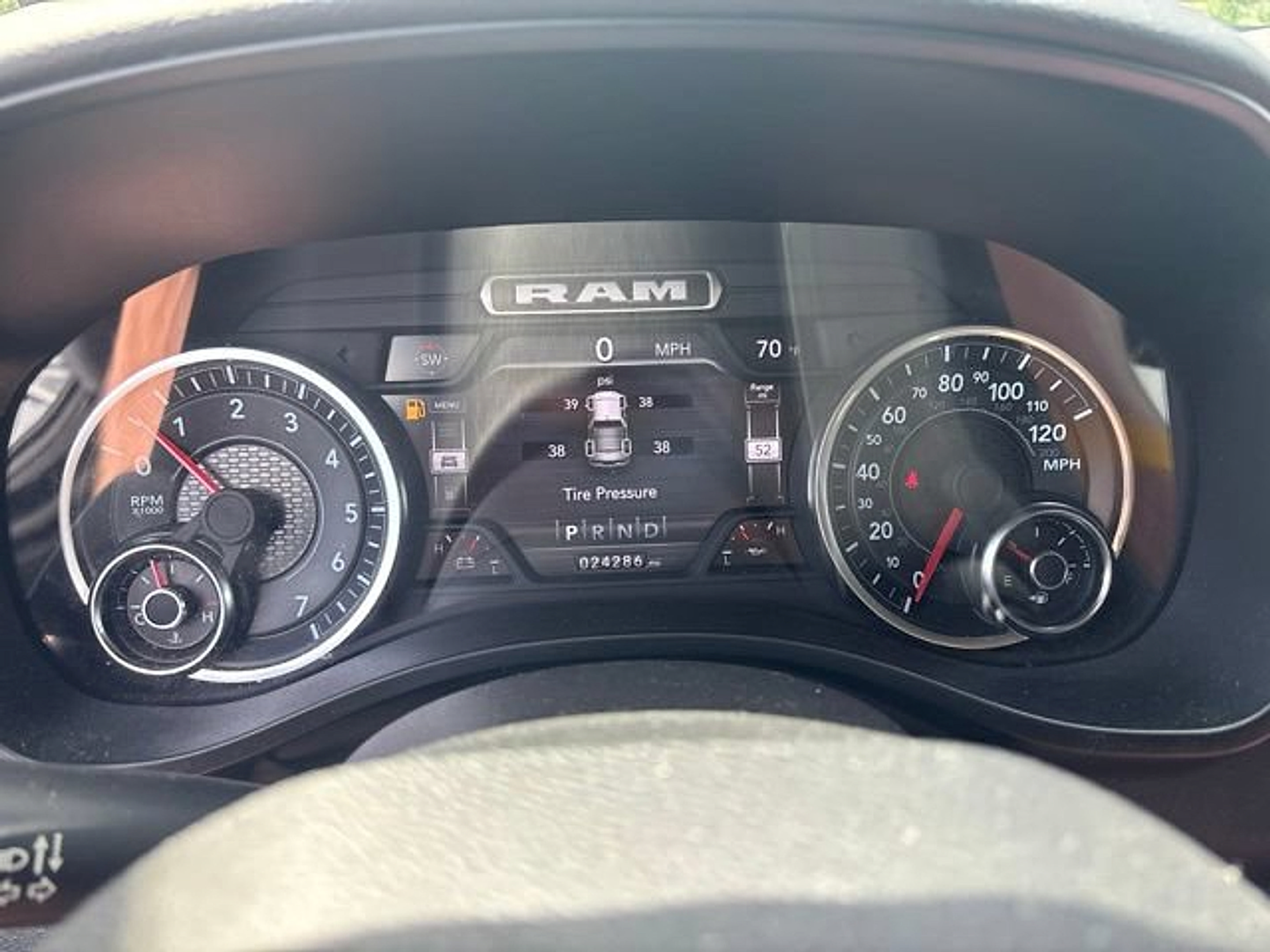 Used 2023 RAM 1500 Big Horn AWD/4WD image 13