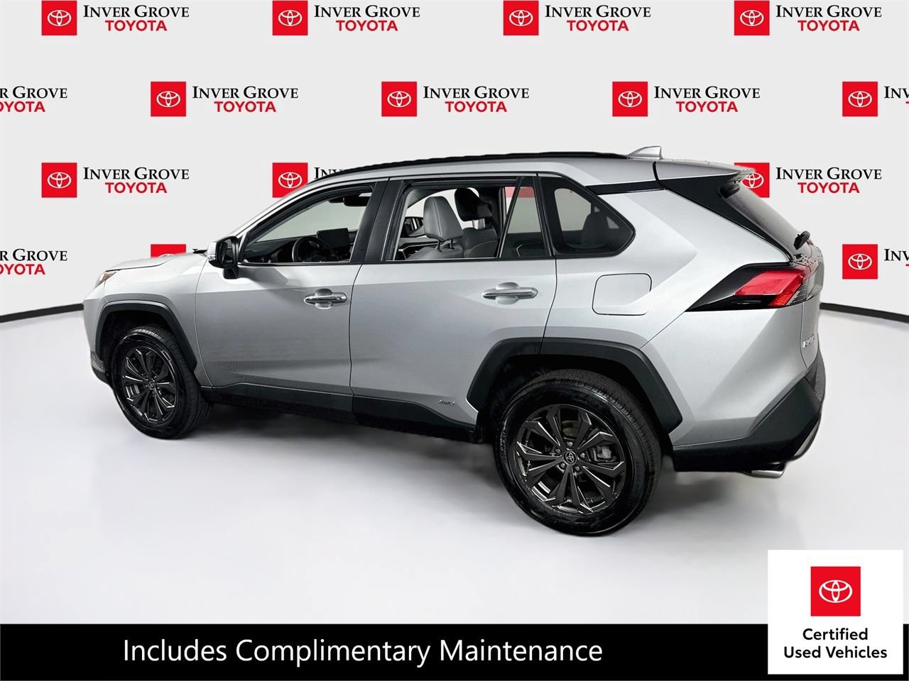 Certified 2024 Toyota RAV4 Limited AWD/4WD image 7