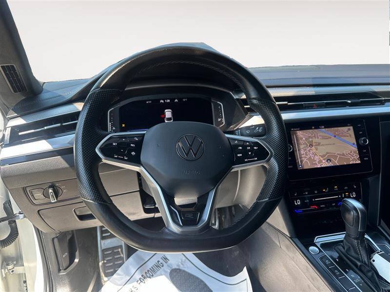 Used 2022 Volkswagen Arteon SE FWD image 12
