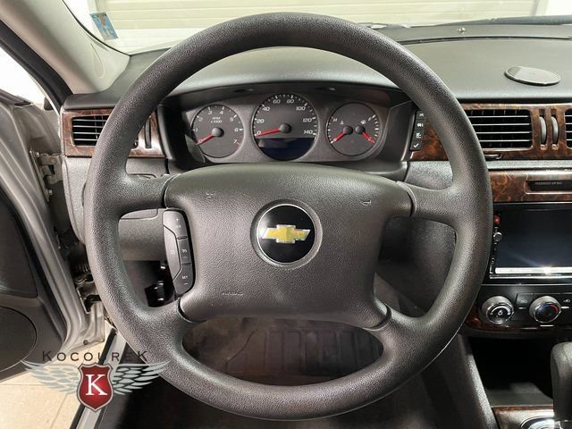 Used 2016 Chevrolet Impala LS image 15