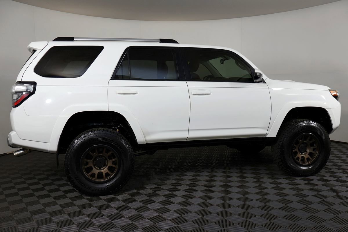 Used 2014 Toyota 4Runner Trail AWD/4WD image 7