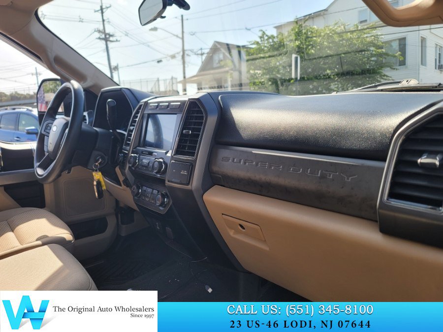 Used 2020 Ford F250 XLT w/ Snow Plow Prep Package AWD/4WD image 15