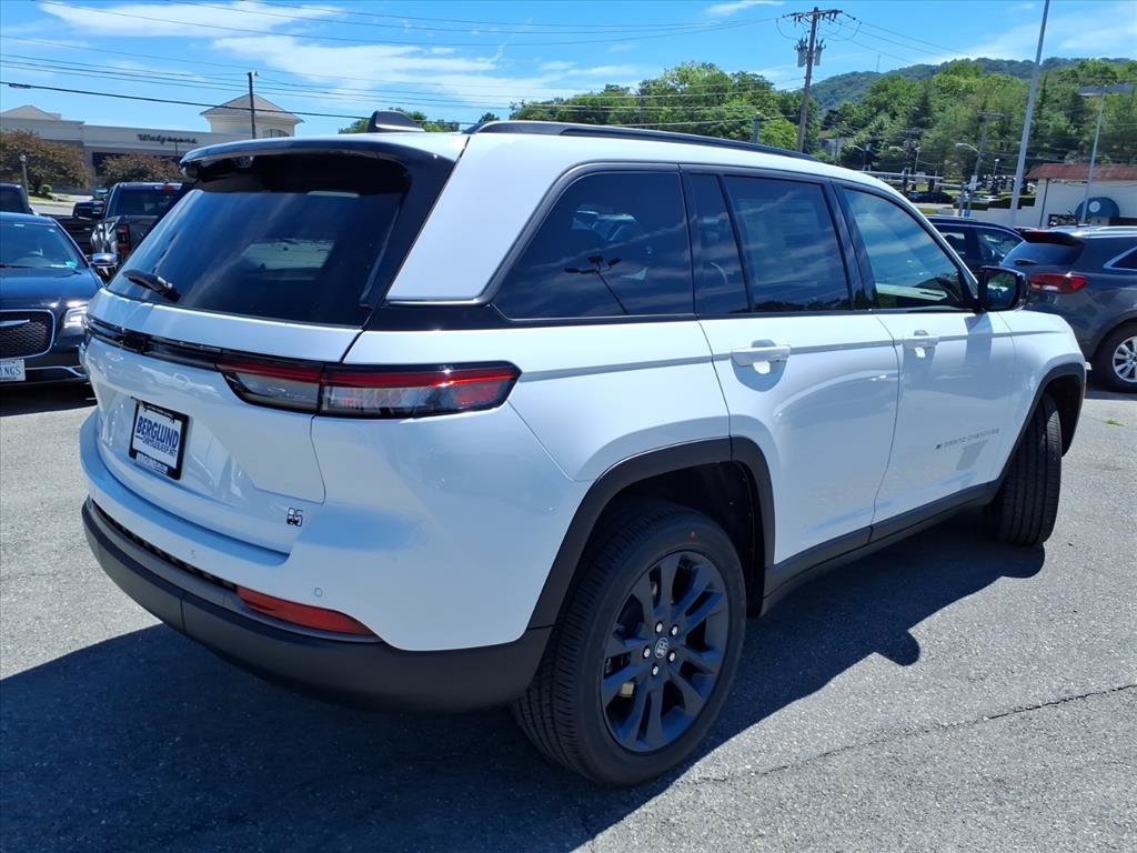 New 2026 Jeep Grand Cherokee Limited AWD/4WD image 4