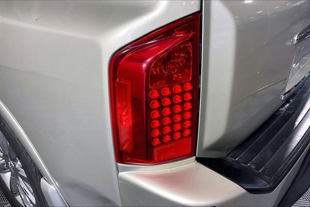 Used 2008 INFINITI QX56 4WD image 40