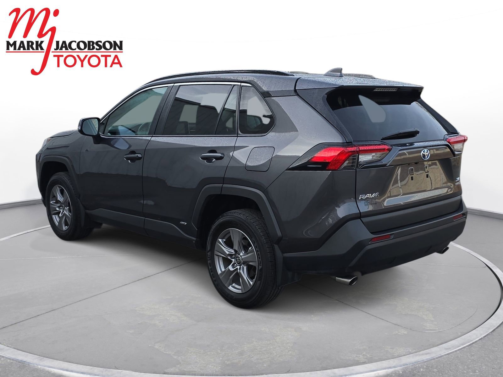 Used 2024 Toyota RAV4 XLE image 13