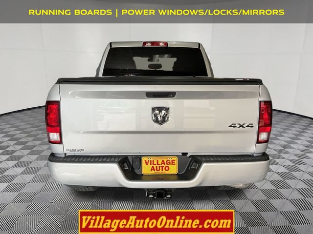 Used 2016 RAM 1500 Express AWD/4WD image 3
