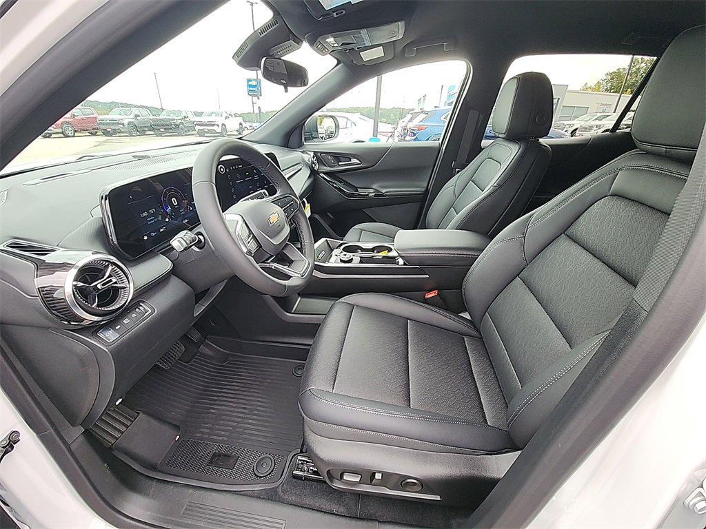 New 2026 Chevrolet Equinox LT w/ Convenience Package II image 15