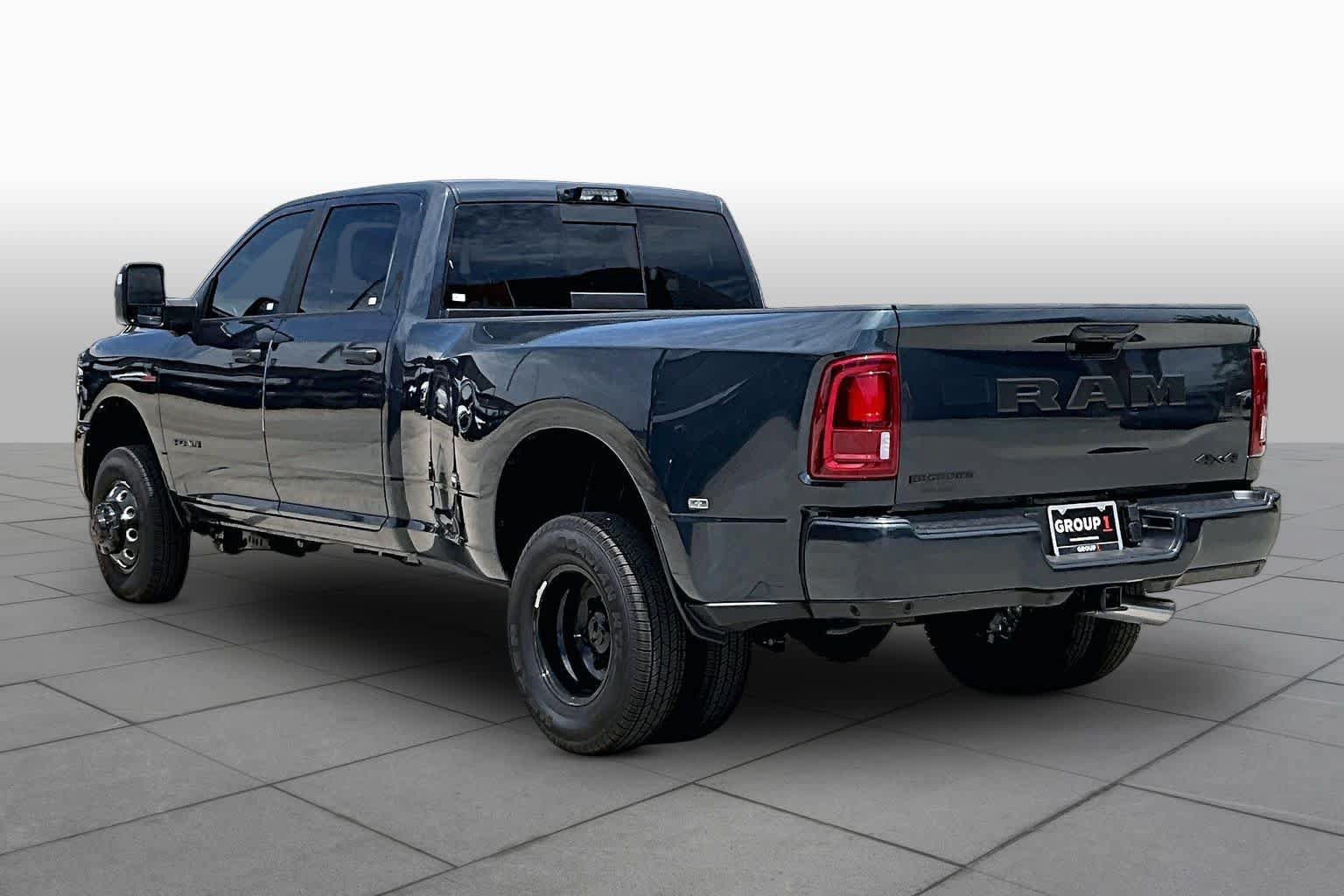 New 2026 RAM 3500 Big Horn AWD/4WD image 13